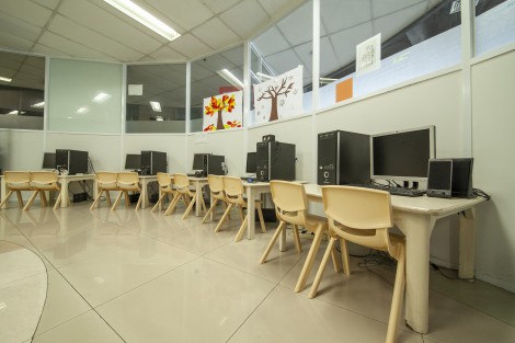 KDF BSD - Computer Room